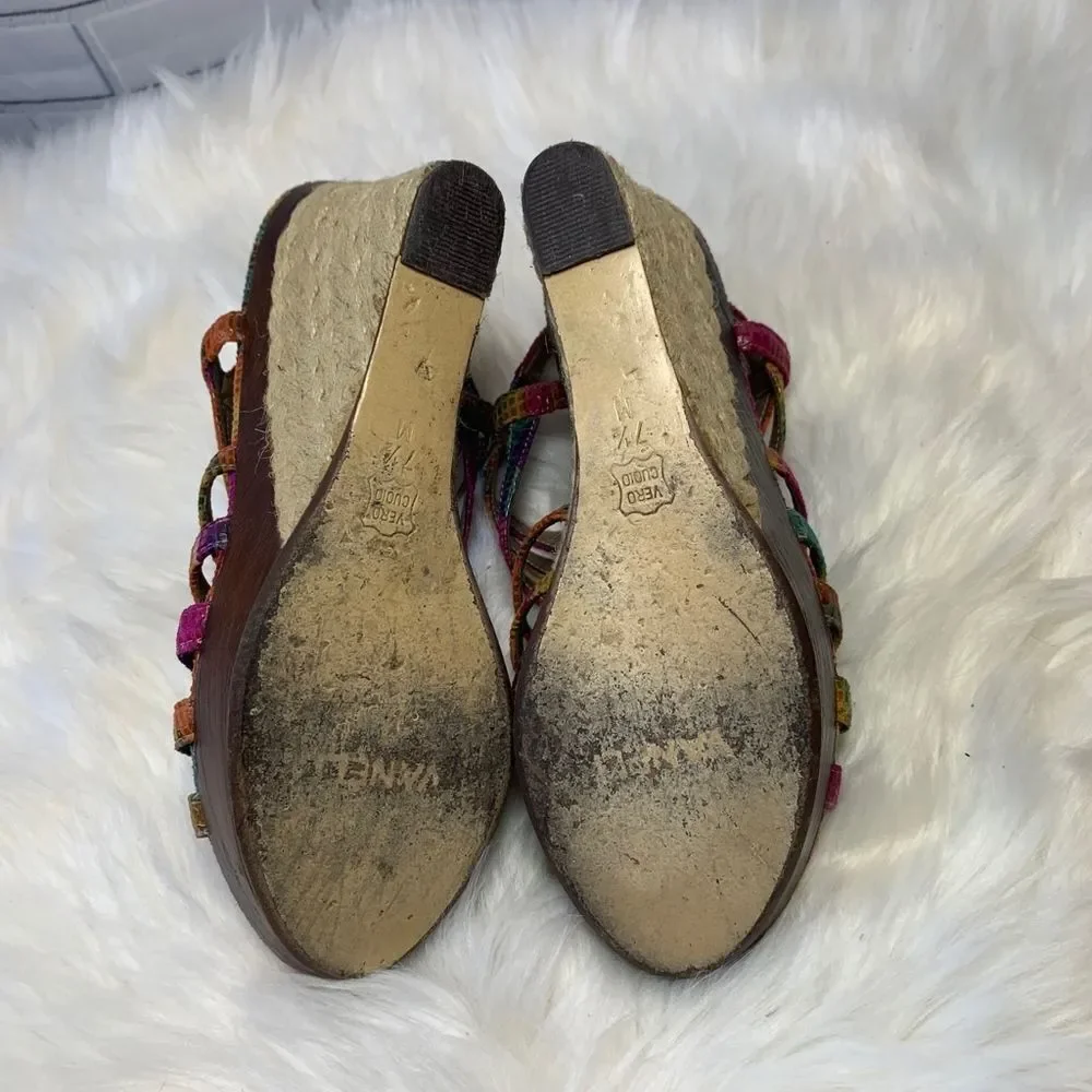 Vaneli‎ Strappy Rainbow Reptile Sandals Size 7.5